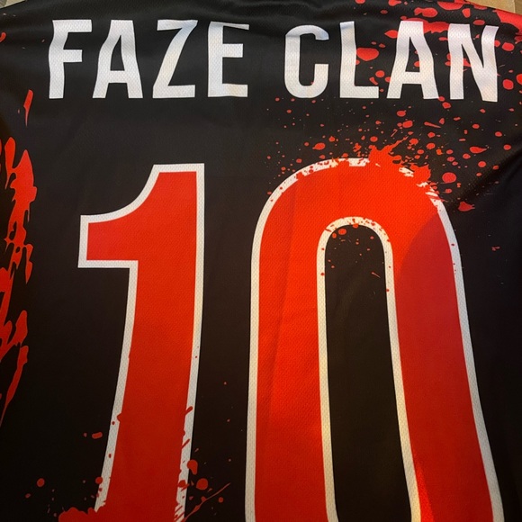 FaZe Clan Jersey - Picture 2 of 9